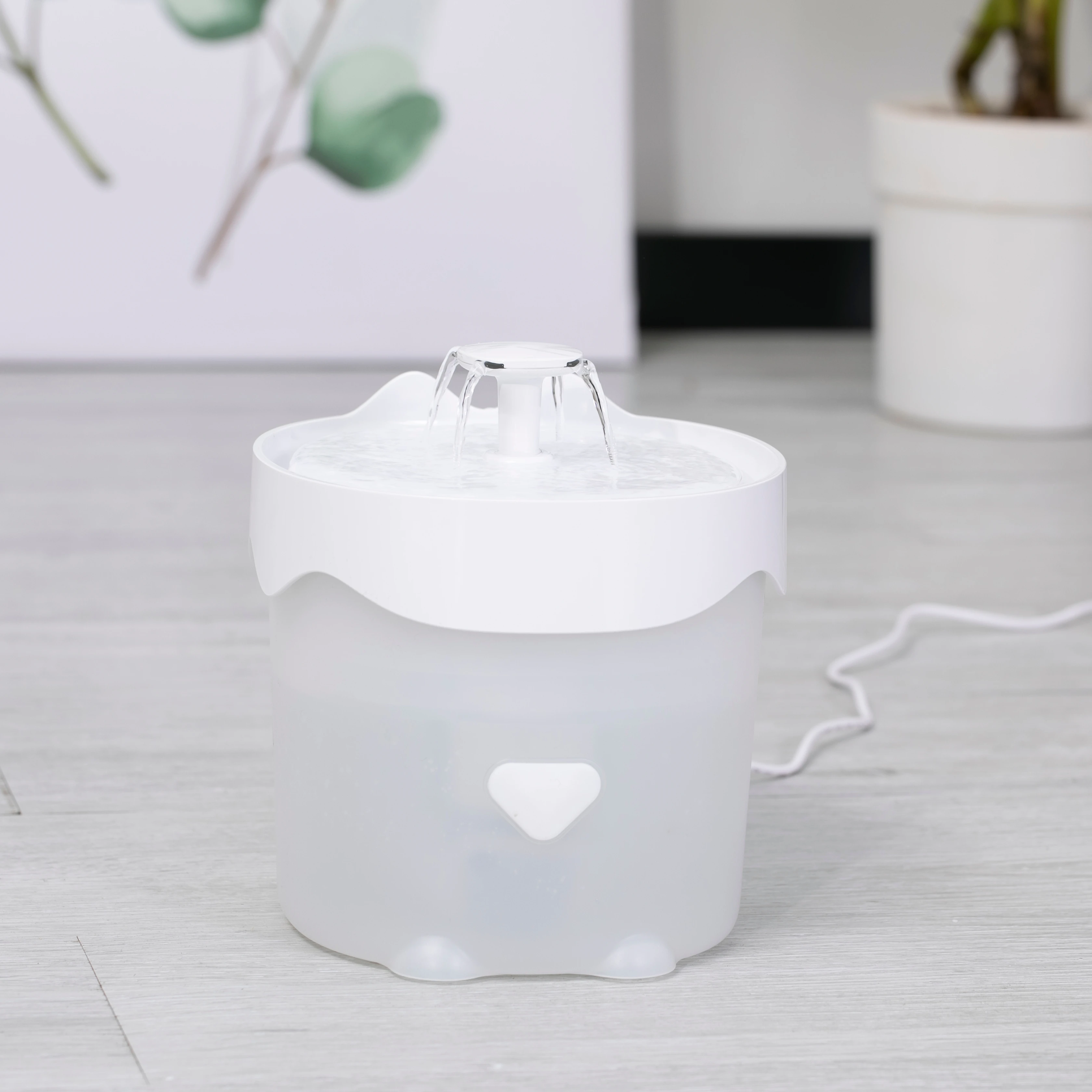 Silent Cat Water Fountain Pet Water Fountain Dispenser for Cats and Dogs pet automatic water dispenser