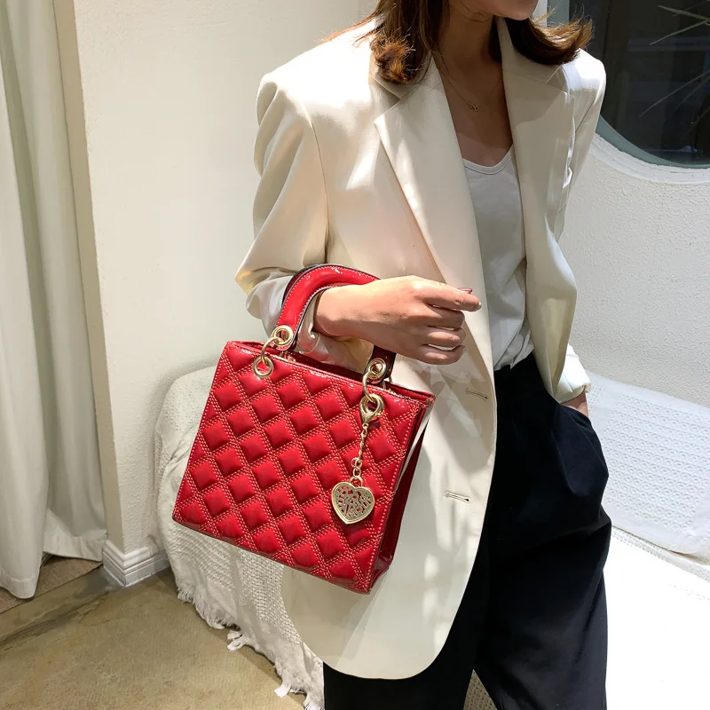 classic office lady PU Diamond Lattice bag Letter metal accessories one-shoulder messenger wearing princess handbag for women