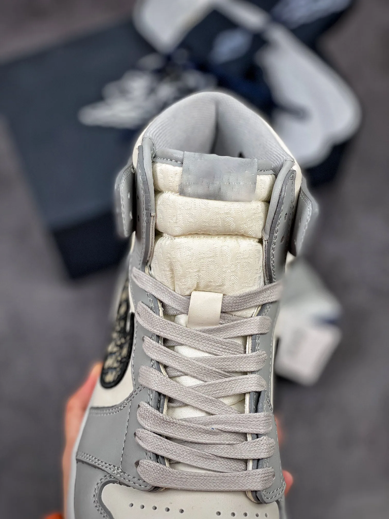 Custom Top Air shoes HIGH basketball Fashion famous brand breathable men Flat Walking sports ball Shoes Size 47