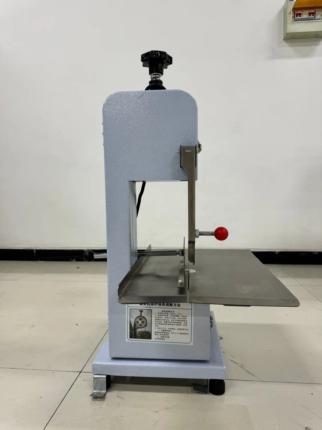 JG-130CA  electrical meat bone saw machinery meat cutter blade meat band saw for restaurant