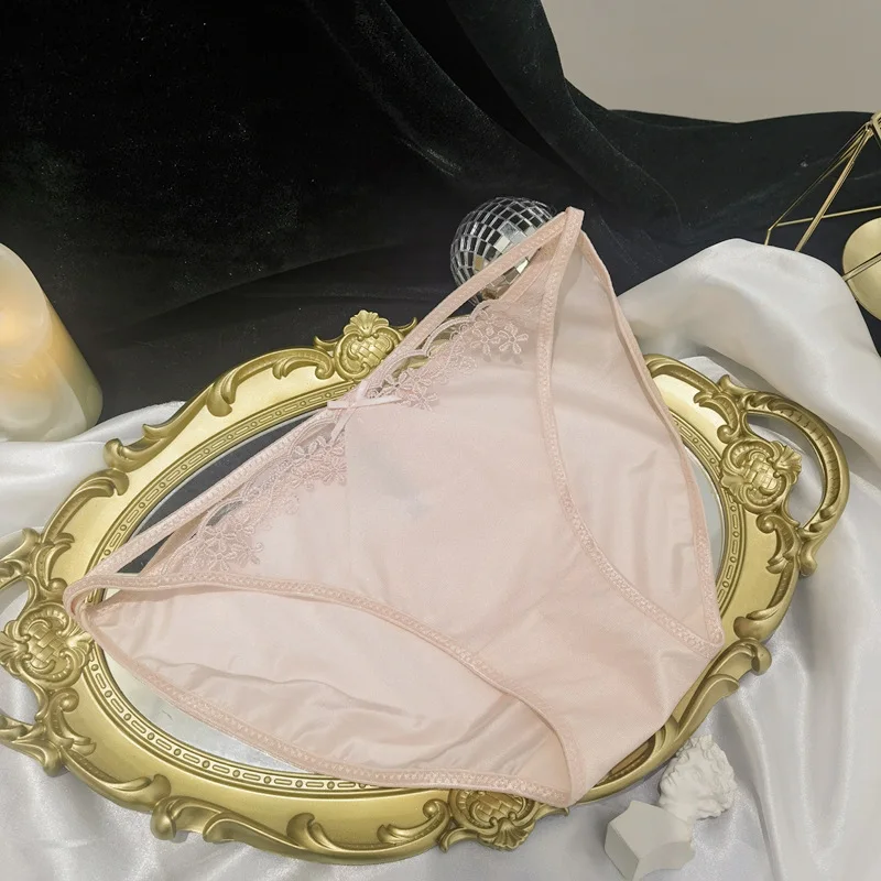 Erotic Girl Mini Thong Sexy Lace G-string Panties Ladies Bikini Panties Young Ladies Sexy Transparent Lace Mesh Cheap Thongs