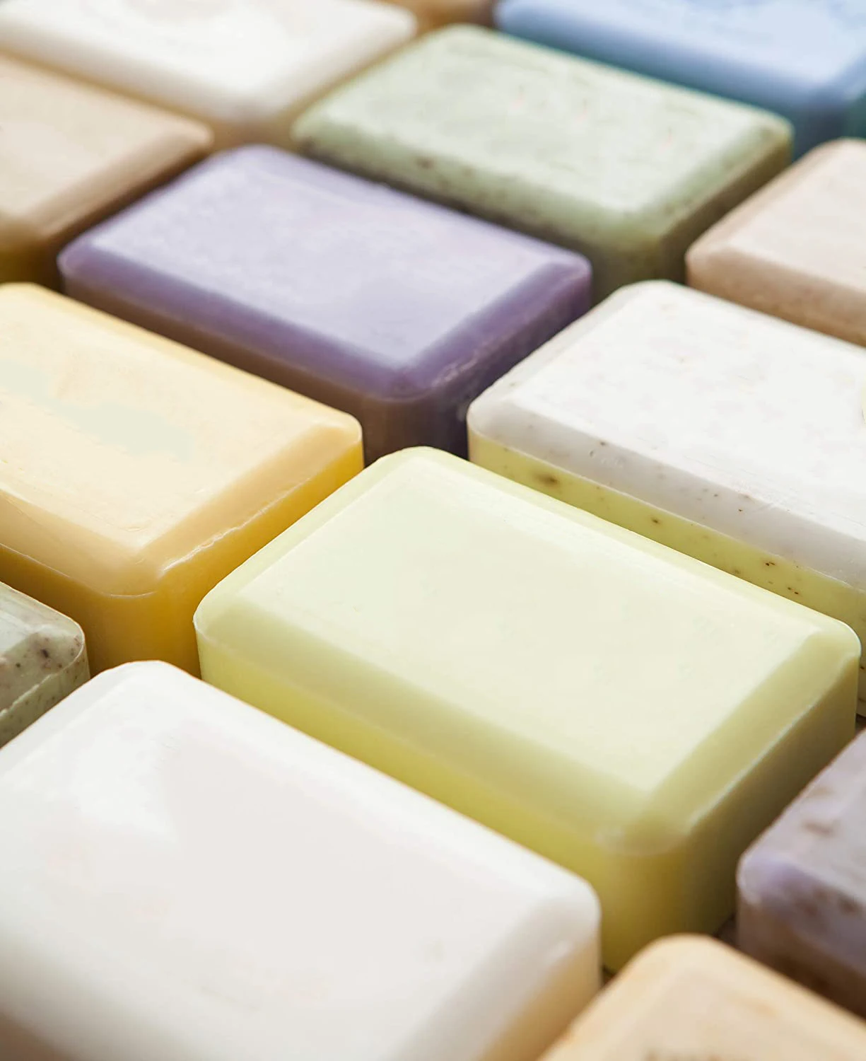 Whitening Deep Nourishing Shea Butter Juicy Pomegranate Toilet Soap