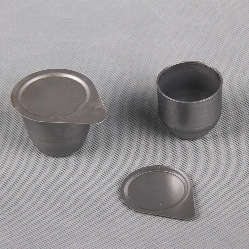 30/50ml Iron Crucible Resistant to High Temperature Acid and Alkali Used by Students in Chemistry Laboratory