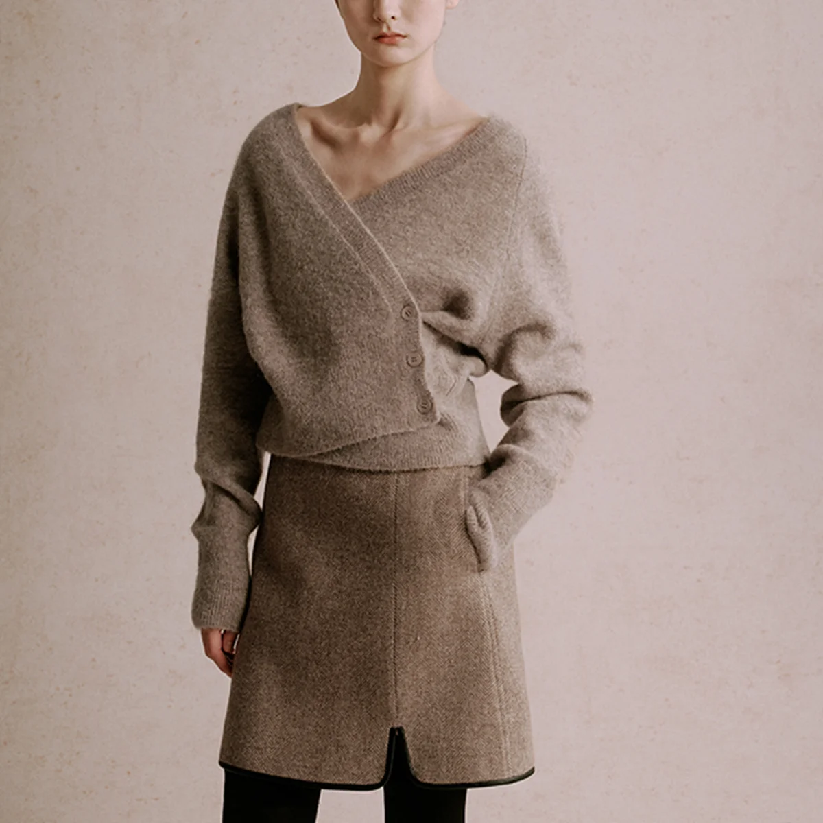 Guoou Wool Knitted Sweater Long Sleeve Crop Top Mohair Knitted Pullover Mohair Sweater