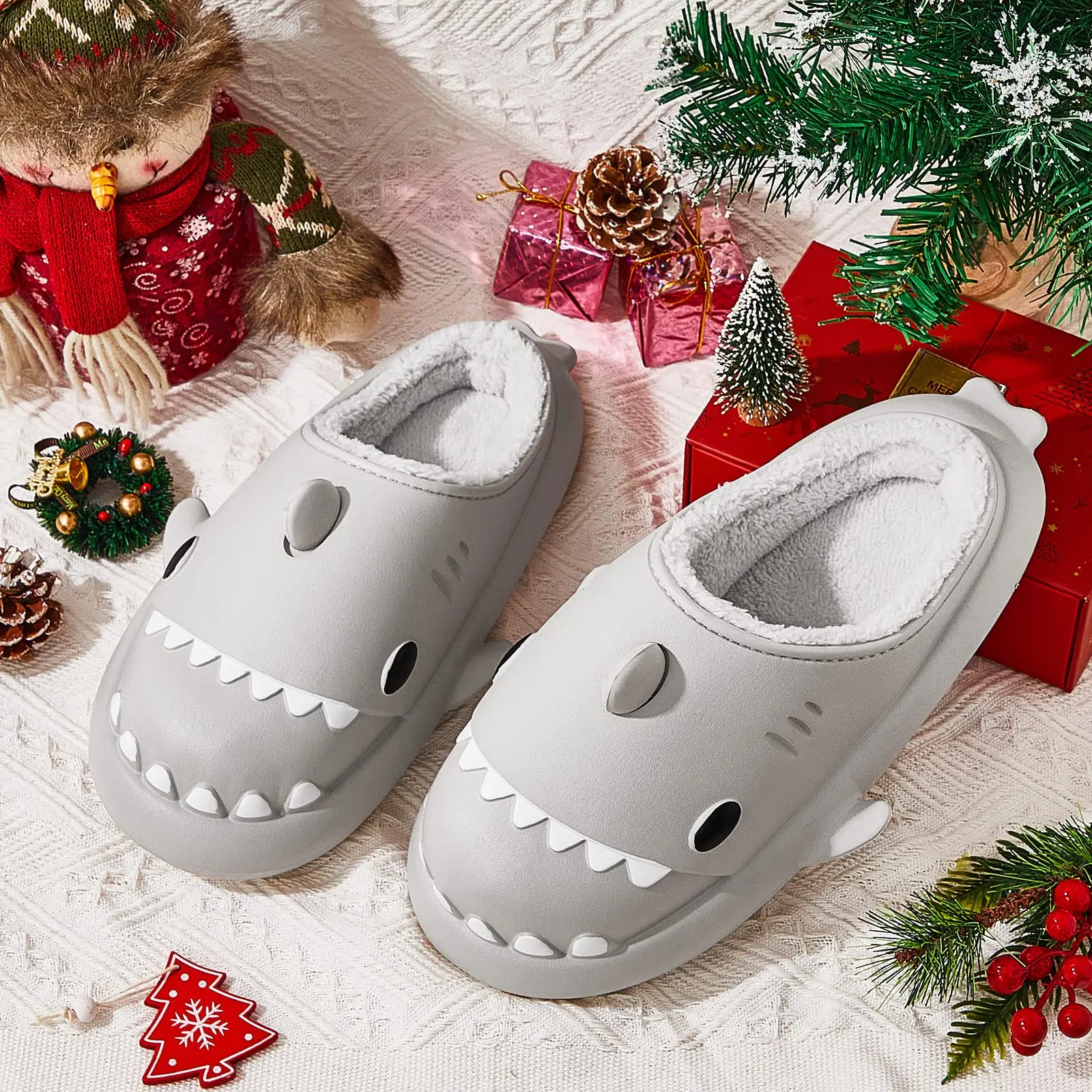 Winter Warm Cute Cartoon Slippers Fuzzy Plush Lining Slip Indoor Home Shoes Unisex Cloud Shark Slippers Slides for Women Men