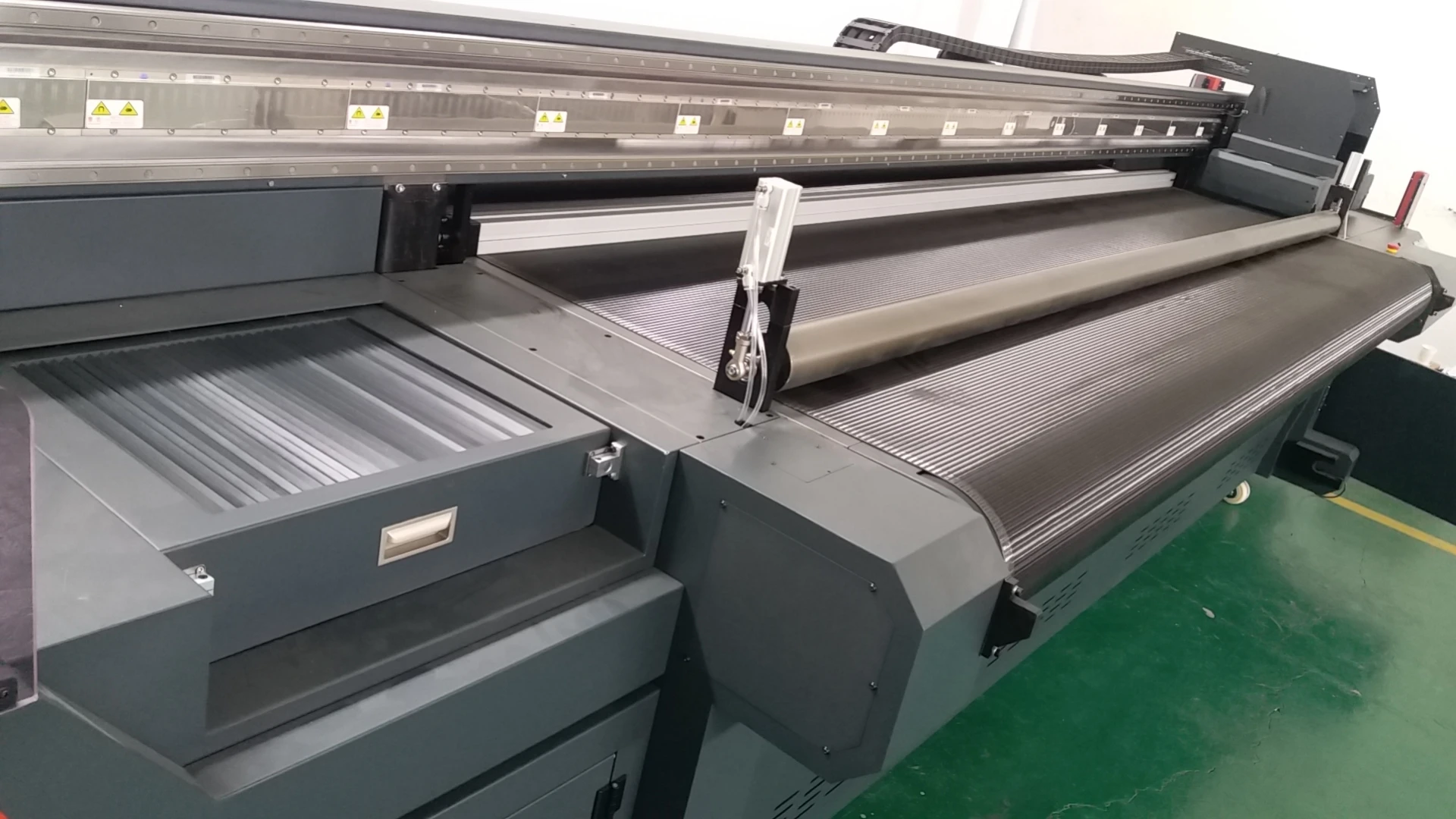 Myjet 3.2m UV Hybrid Inkjet Printer Large Format Roll to Roll UV Printer On Leather Wallpaper Canvas Printer