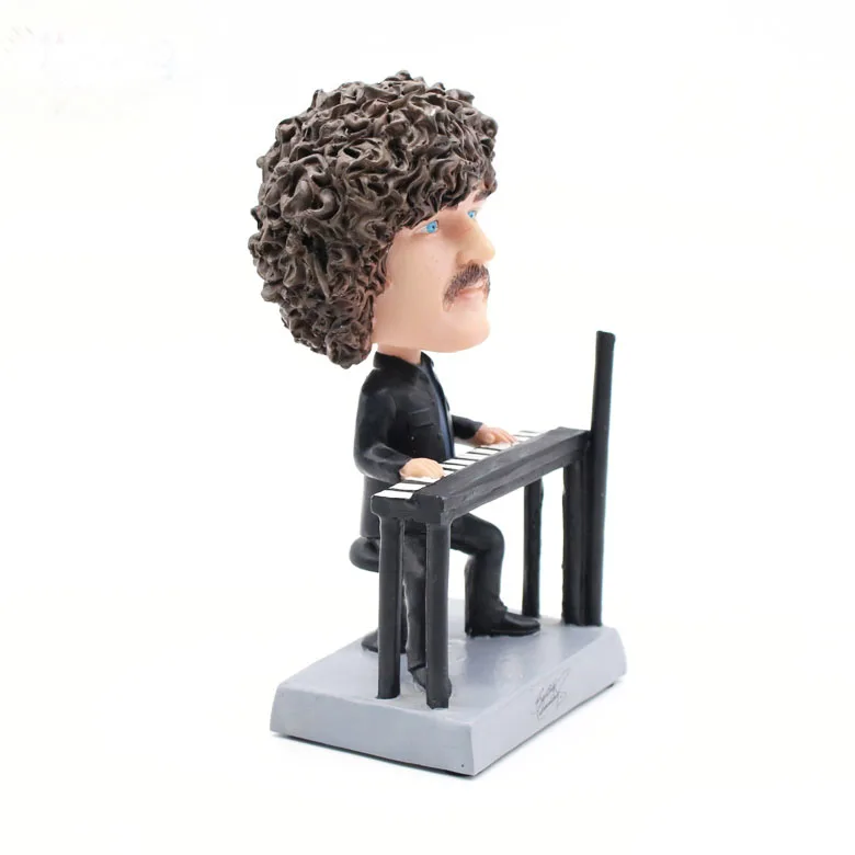 custom made piano music high quality cartoon bobblehead sculpture singer super star resin bobblehead anime figure wholesale