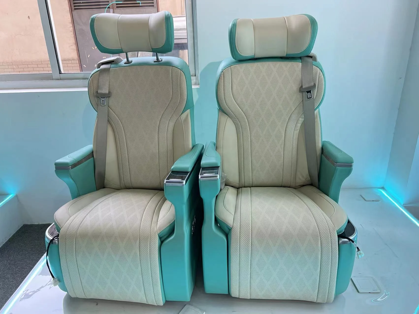 Подгонянное роскошное сиденье для автокресла Mercedes Benz Vito Metris V-класса