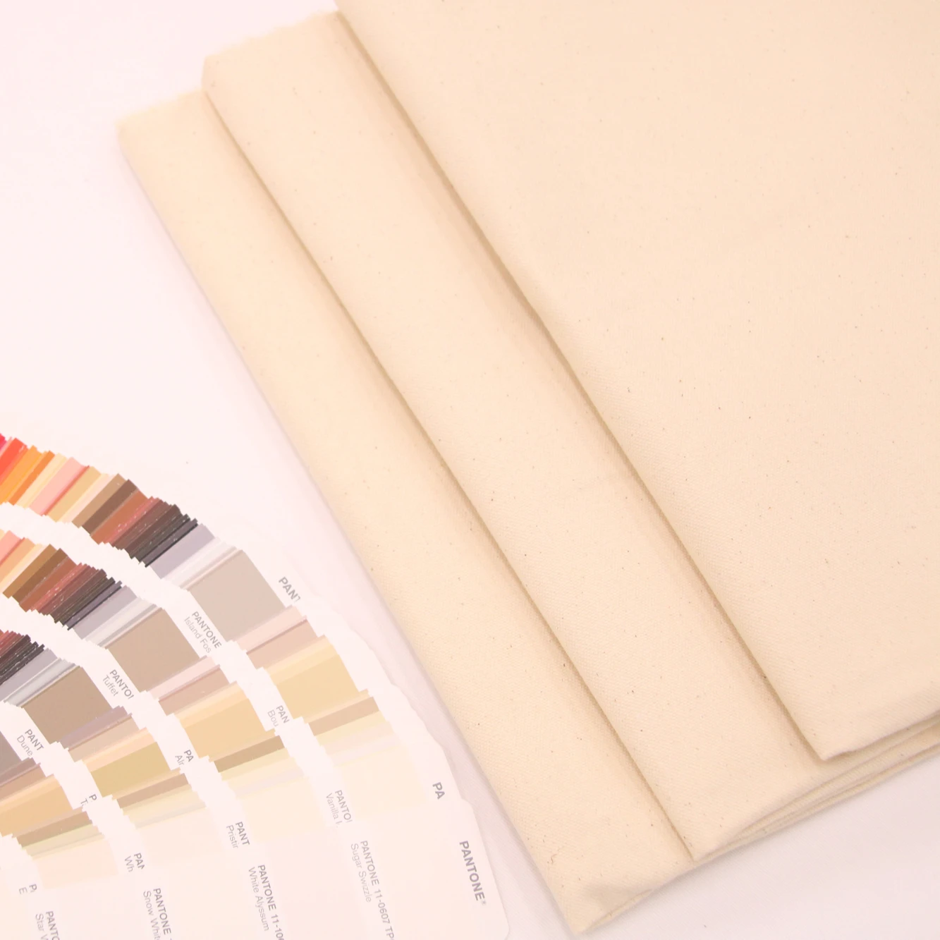 
Hot Selling Abrasion-Resistant Feature Fleece Velvet Fabric Chiffon Printed Fabric 