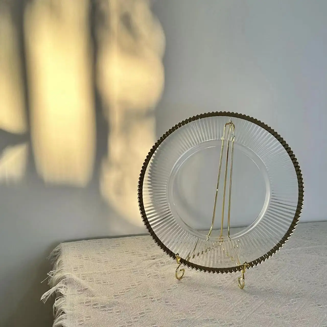 13 Inch Wedding Party Christmas Decoration Plate Factory Customization Clear wave Gold Rim Charger Plate