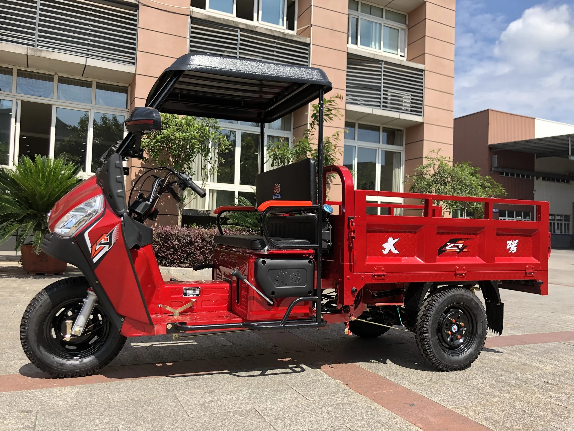  110cc 150cc 175cc Высокое качество Классическая Легкая загрузка грузовик трехколесный велосипед 3 колеса грузовой мотоцикл для взрослых мощность двигателя CCC происхождения