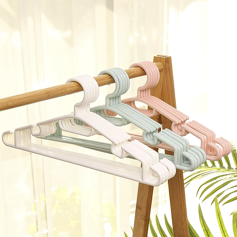 Free sample coat hanger direct wholesale laundry hangers plastic products household items plastic hanger with groove design