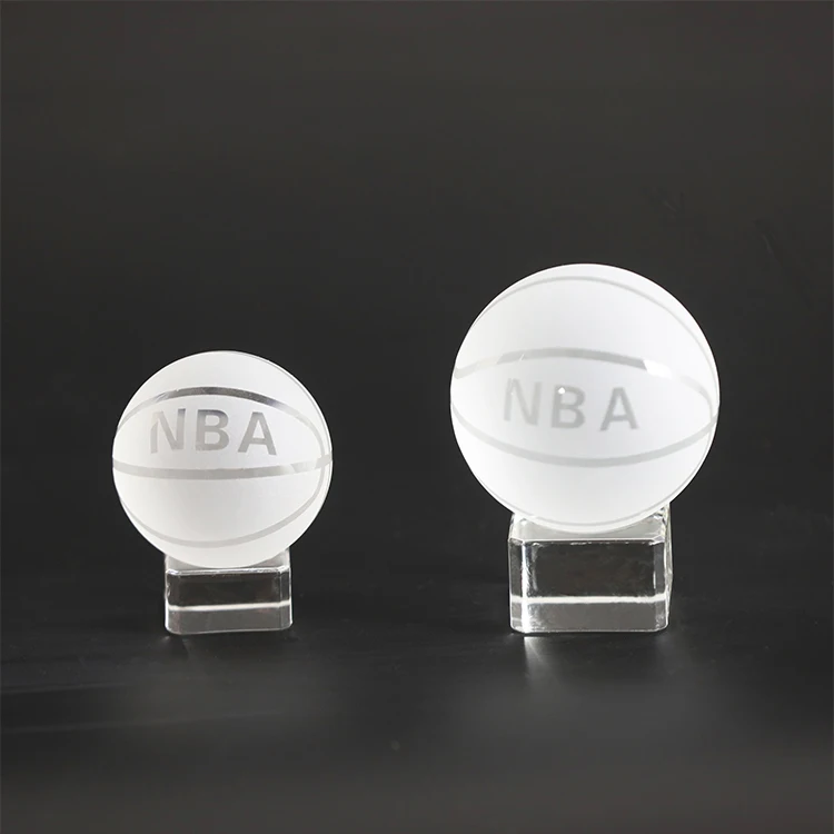 Custom designed home decor Decorated sports awards Basketball Trophies Crystal glass football
