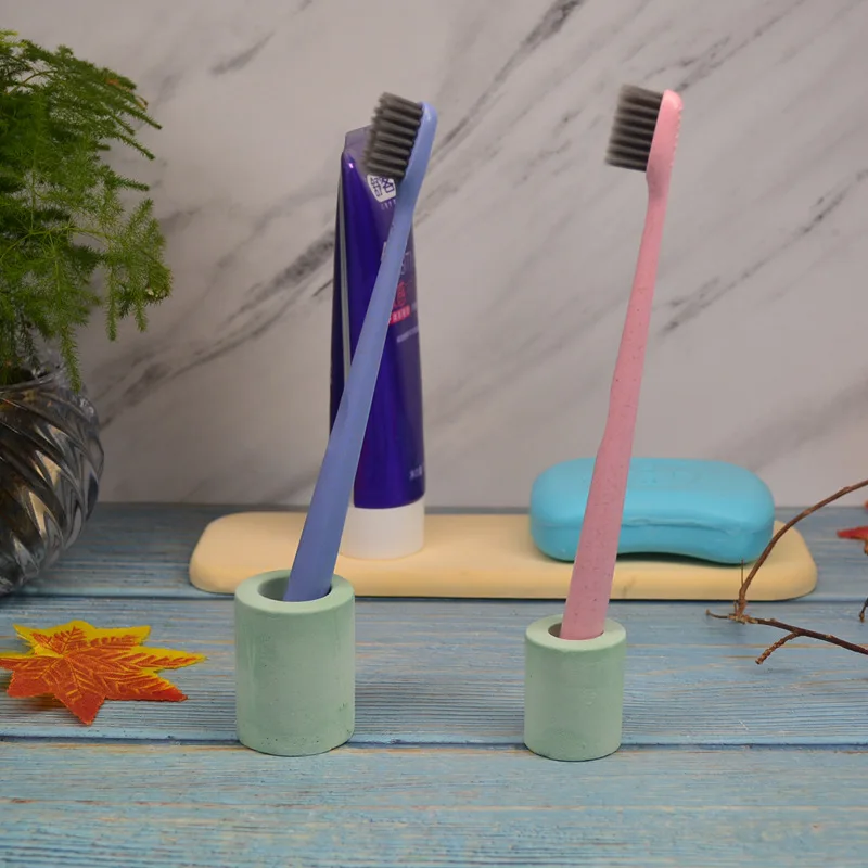 2024 Wholesale cheap mini small waterproof mouldproof hotel household toothbrush holder