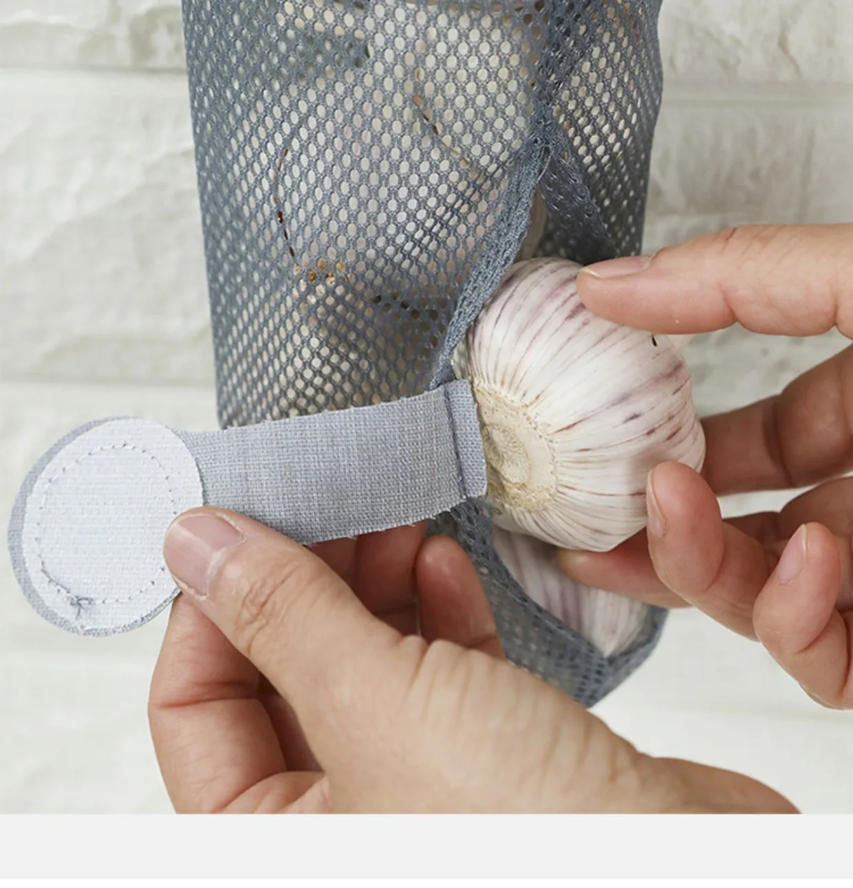 Kitchen  Hangable Bag Onion Fruit Vegetable Ginger Garlic Storage Bag Multifunctional Portable mesh Bag