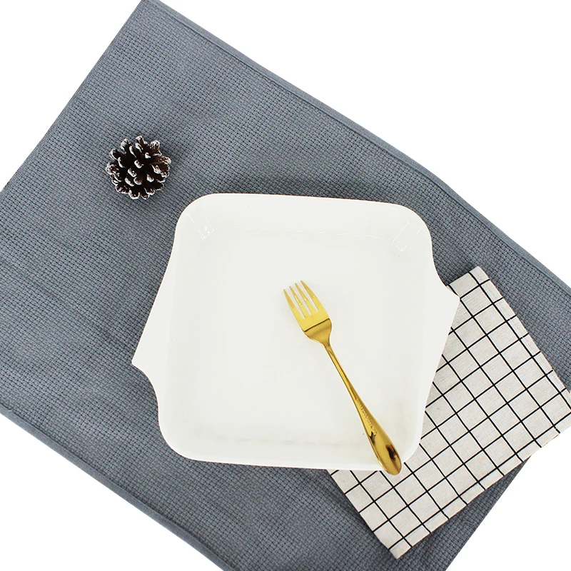 Chinese manufacturers direct sales of three baking pans pizza pan baking tray