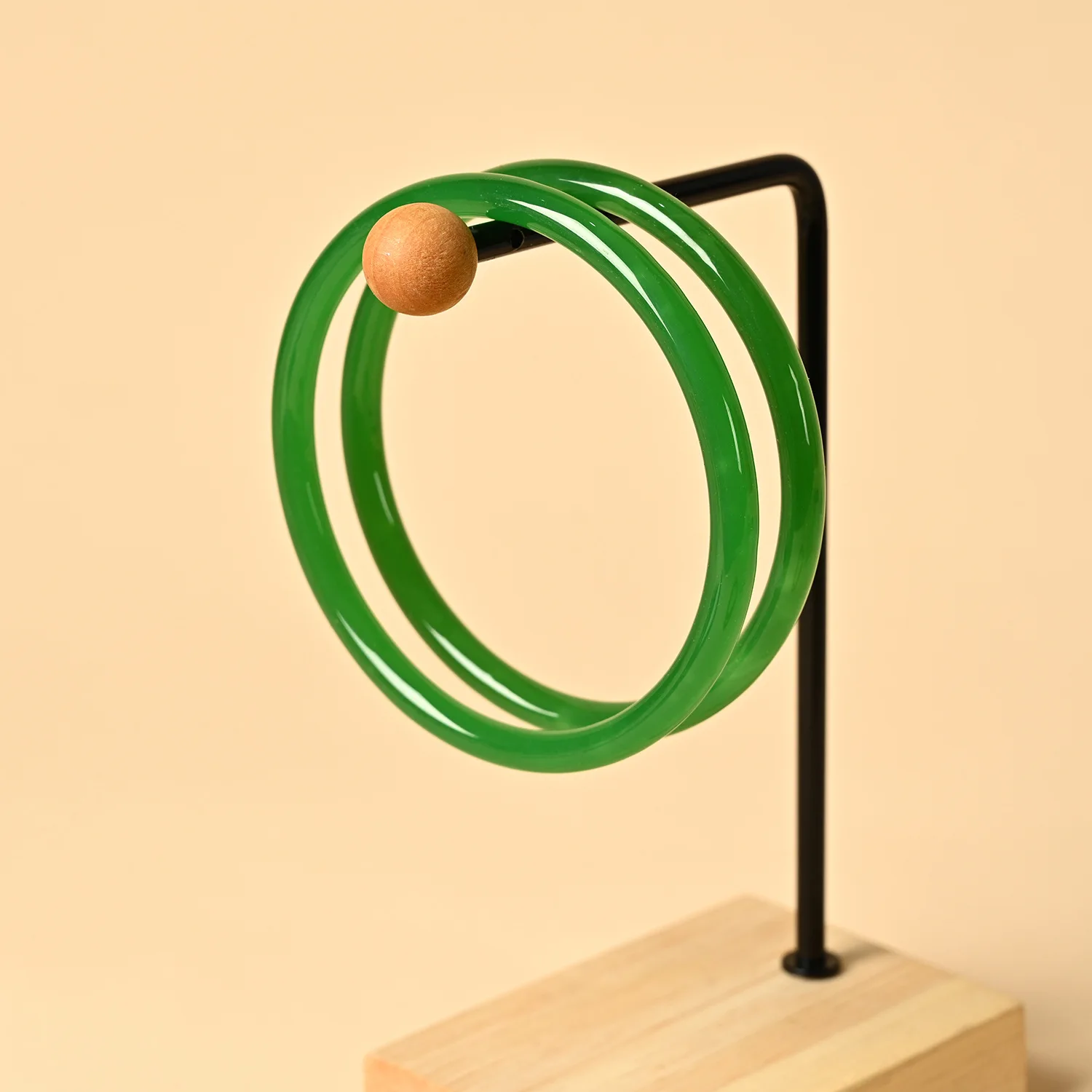 Wholesale Classic Fashion Jewelry Bracelets High Polished Smooth Glass Jade Bracelet 54-62mm Diameter Bangle Bracelet for Women