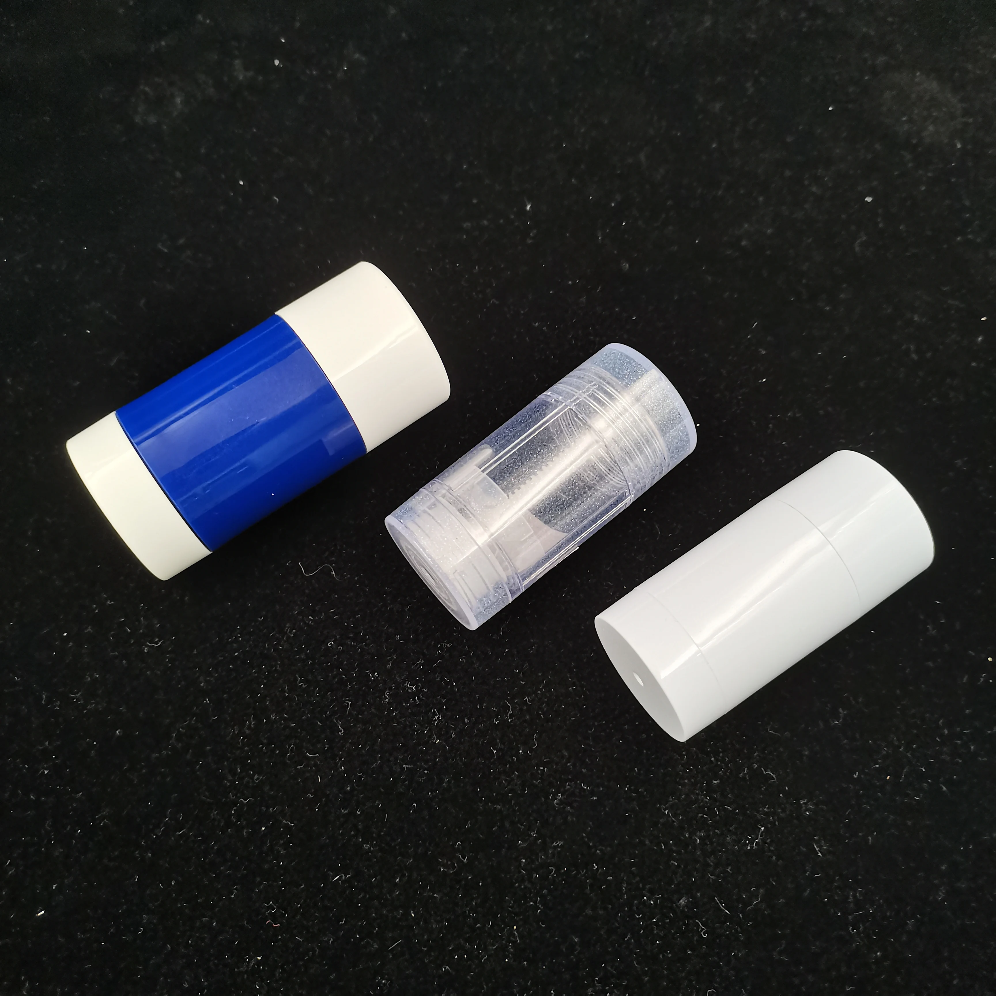 Wholesale Plastic 75g Deodorant Bottle White Blue Round Transparent Plastic Deodorant Stick