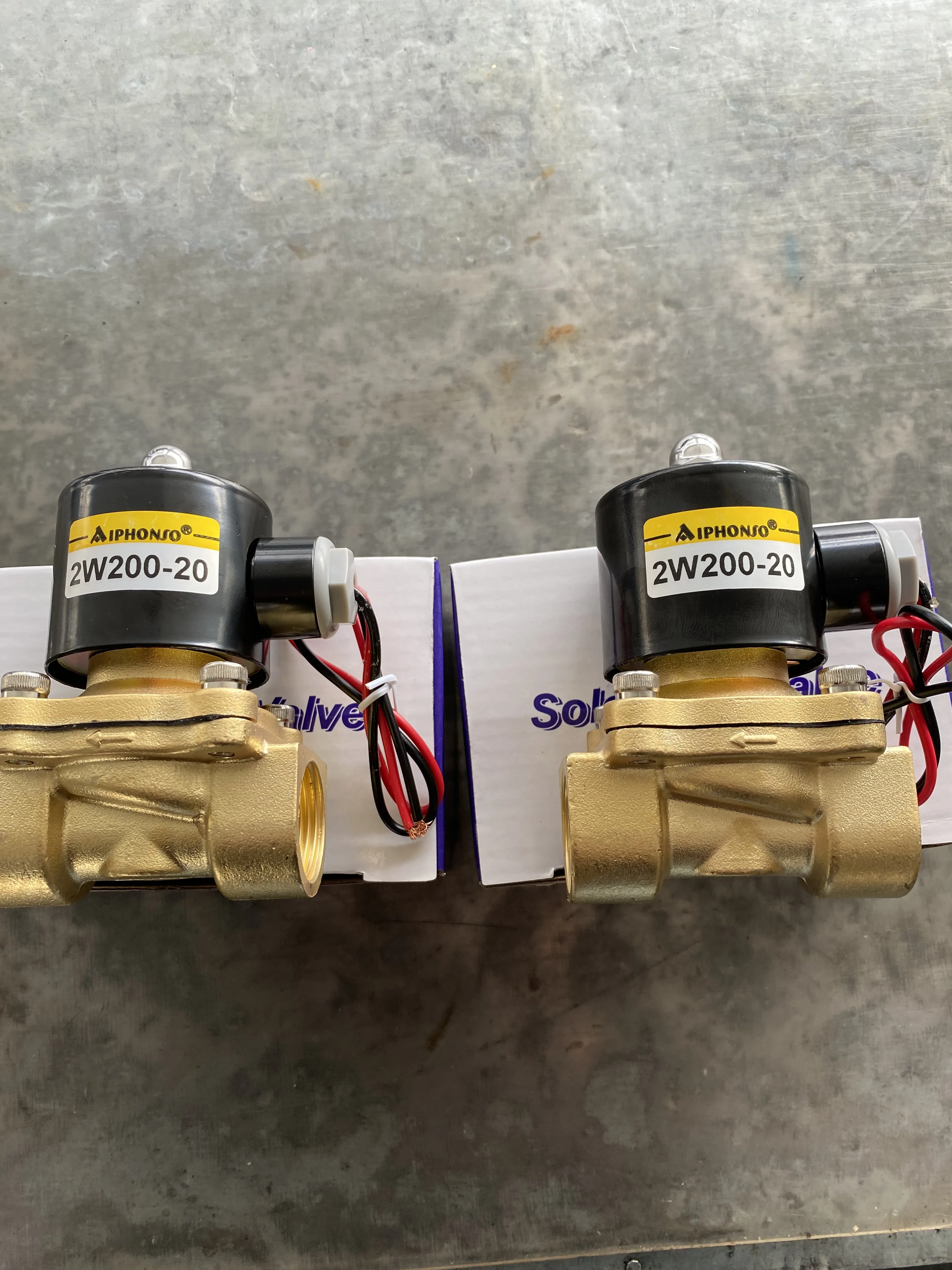 2W200-20 3/4 inch port size  water solenoid valves