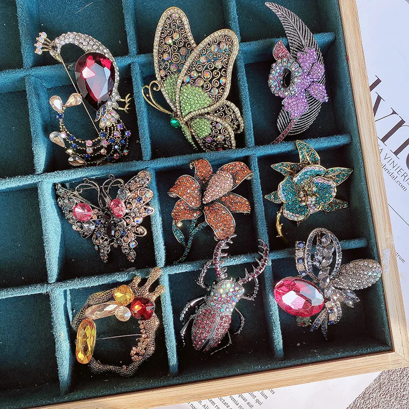 PUSHI New personality animal flower geometry kpop luxury gift decoration brooch premium mixed accessories women brooches