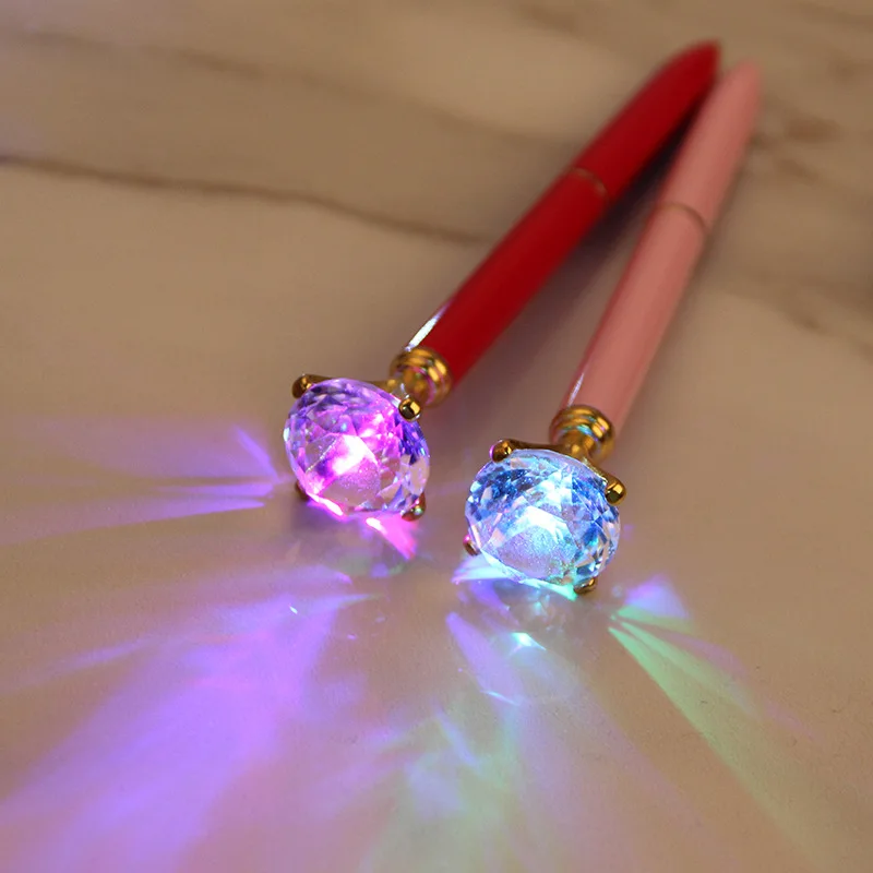 2020 New Illuminated Big Diamond Pen Fashion Office Supplies Luminous Metal Ballpoint Pen Set Wholesale Custom Logo