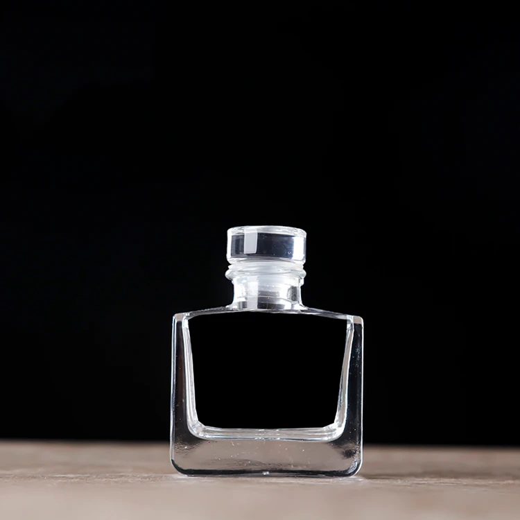 100ml Clear Square Fruit Juice Bottle Glass Vodka Wine Bottle With Glass Stopper