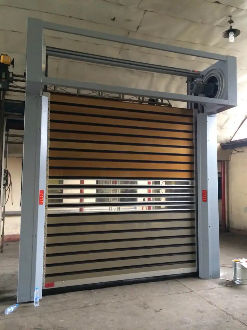 China High-Speed Insulated Electric Roll Door 2024 Aluminum Rail Track Heavy Duty Wind Resistance Industrial Door for Garages