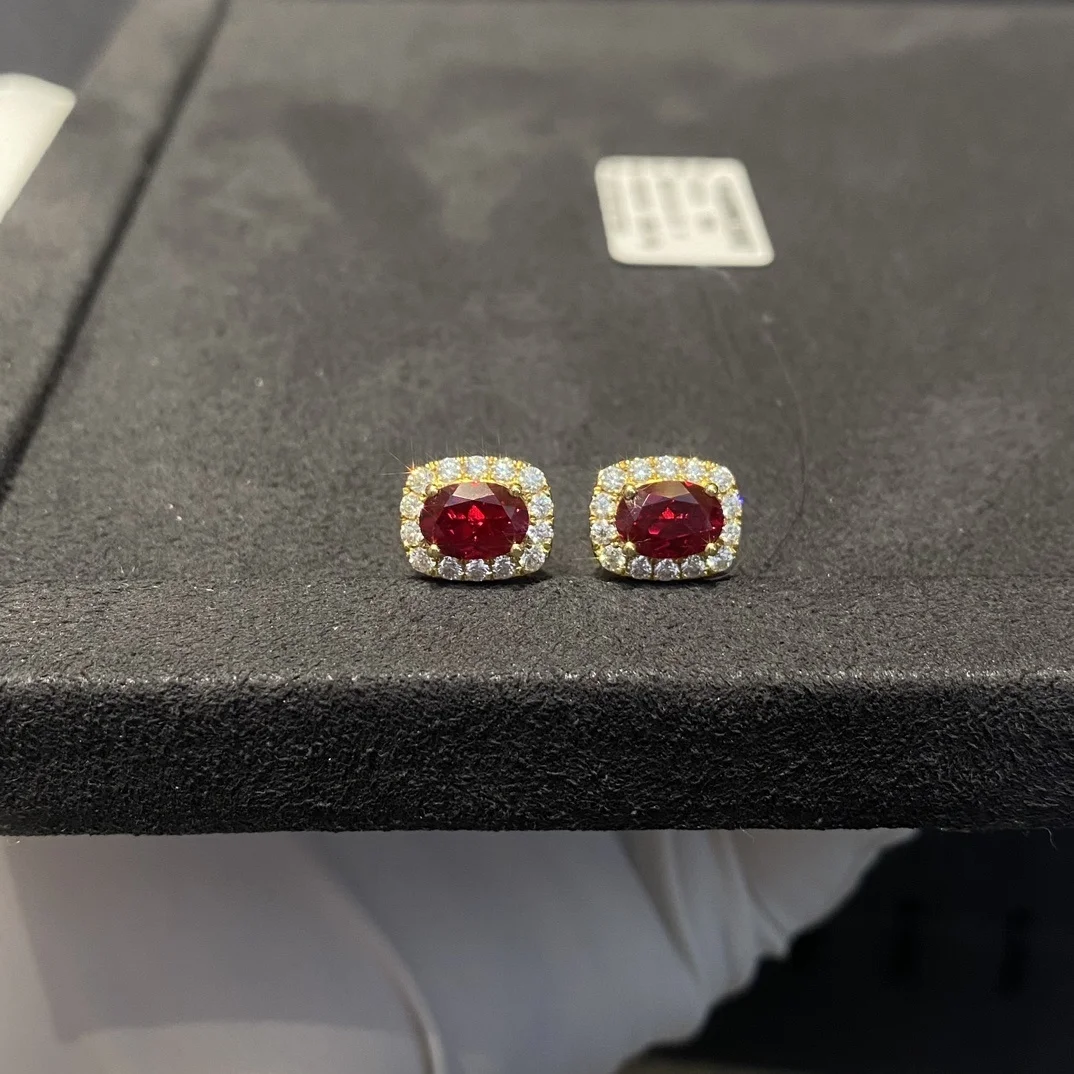 New Design 9K/14K/18K Fine Jewelry 2ct Au750 Lab Grown Diamond Oval Earrings 18K Lab Grown Diamond Ruby Stud Earrings