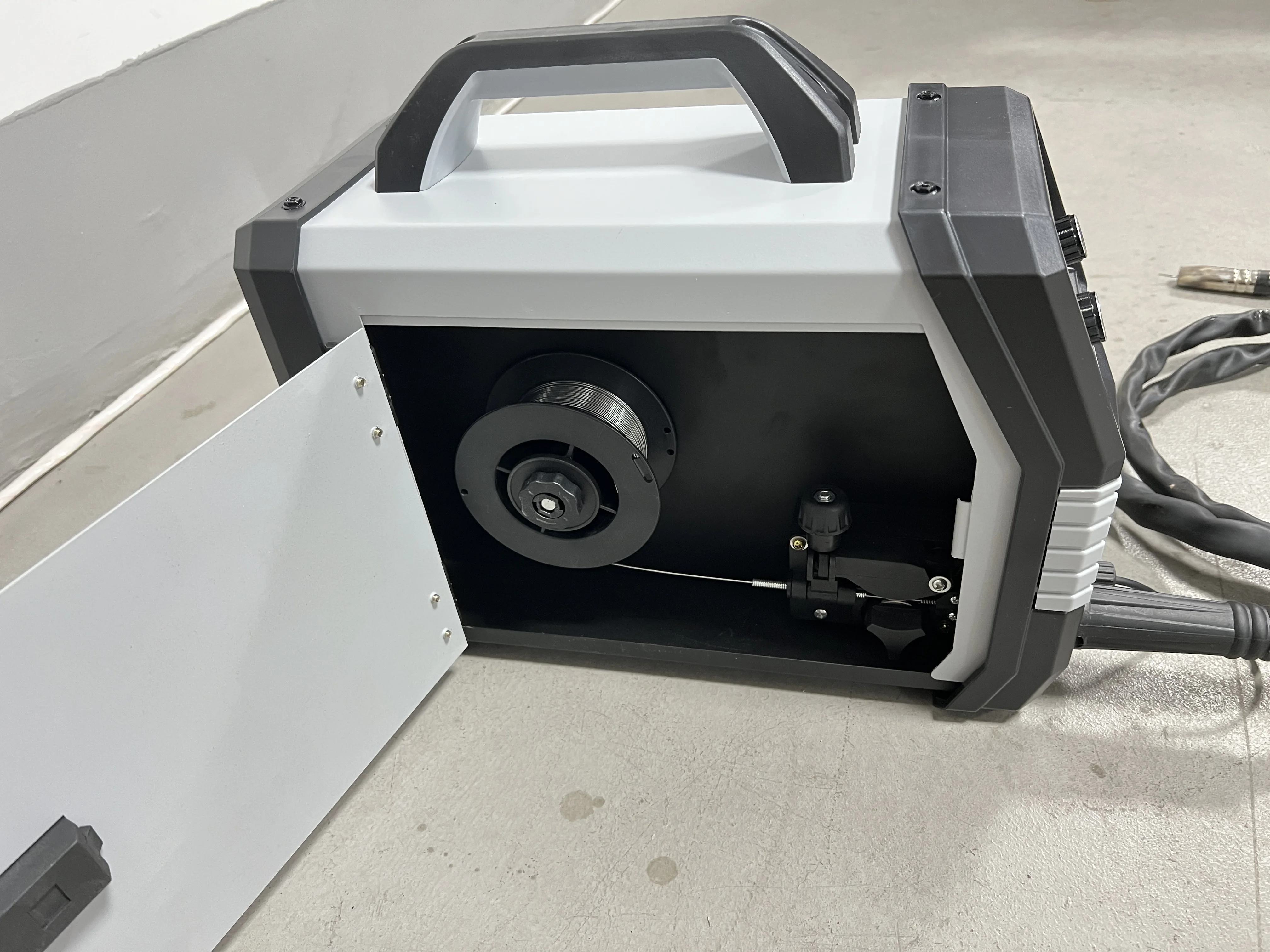 Сварочный аппарат Lingba 1 кг 5 в сварочный MIG MAG MMA TIG 120A 110/220 В