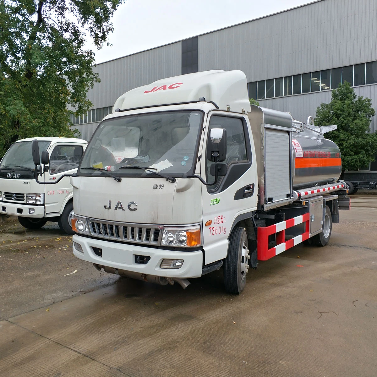 Airport Airplane Refueling Truck Aircraft Refueler for Sale