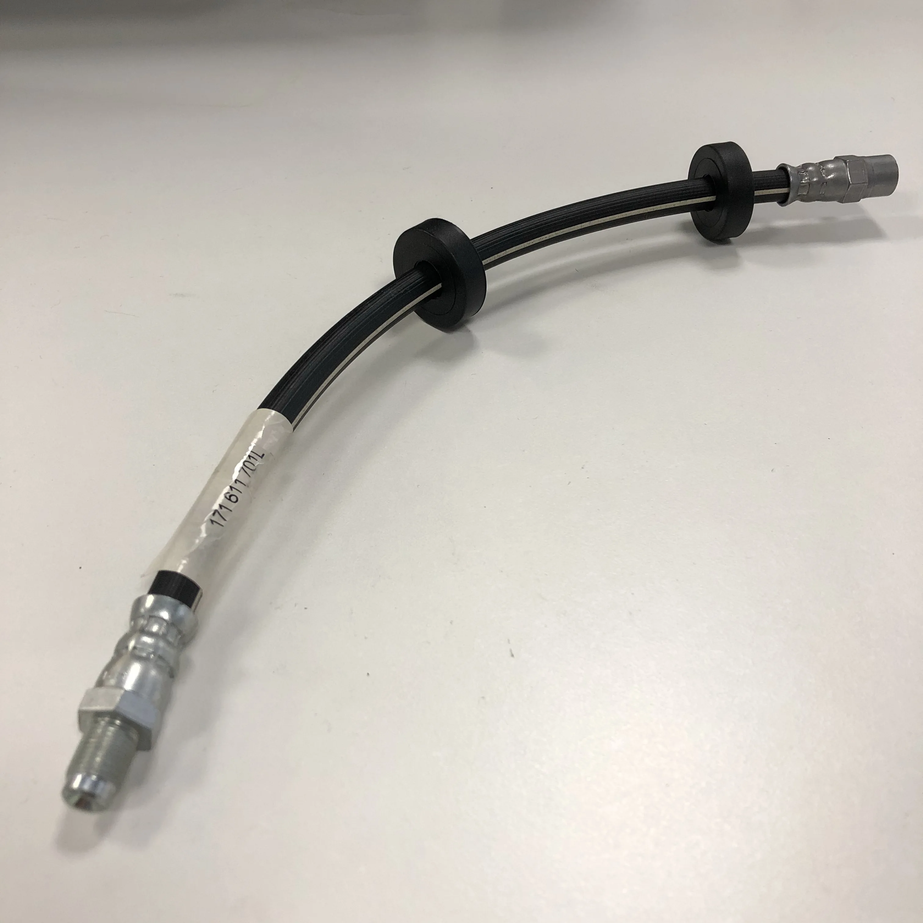 OE171611701L BRAKE HOSE SAE J1401 DOT 1/8 HL FRONT LEFT RIGHT