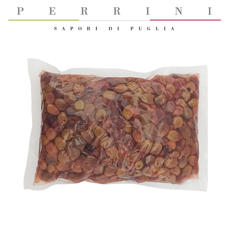 
Великолепные органические маринованные коричневые/черные оливки «Leccino» или «Ривьера» в вакуумном пакете в рассоле 