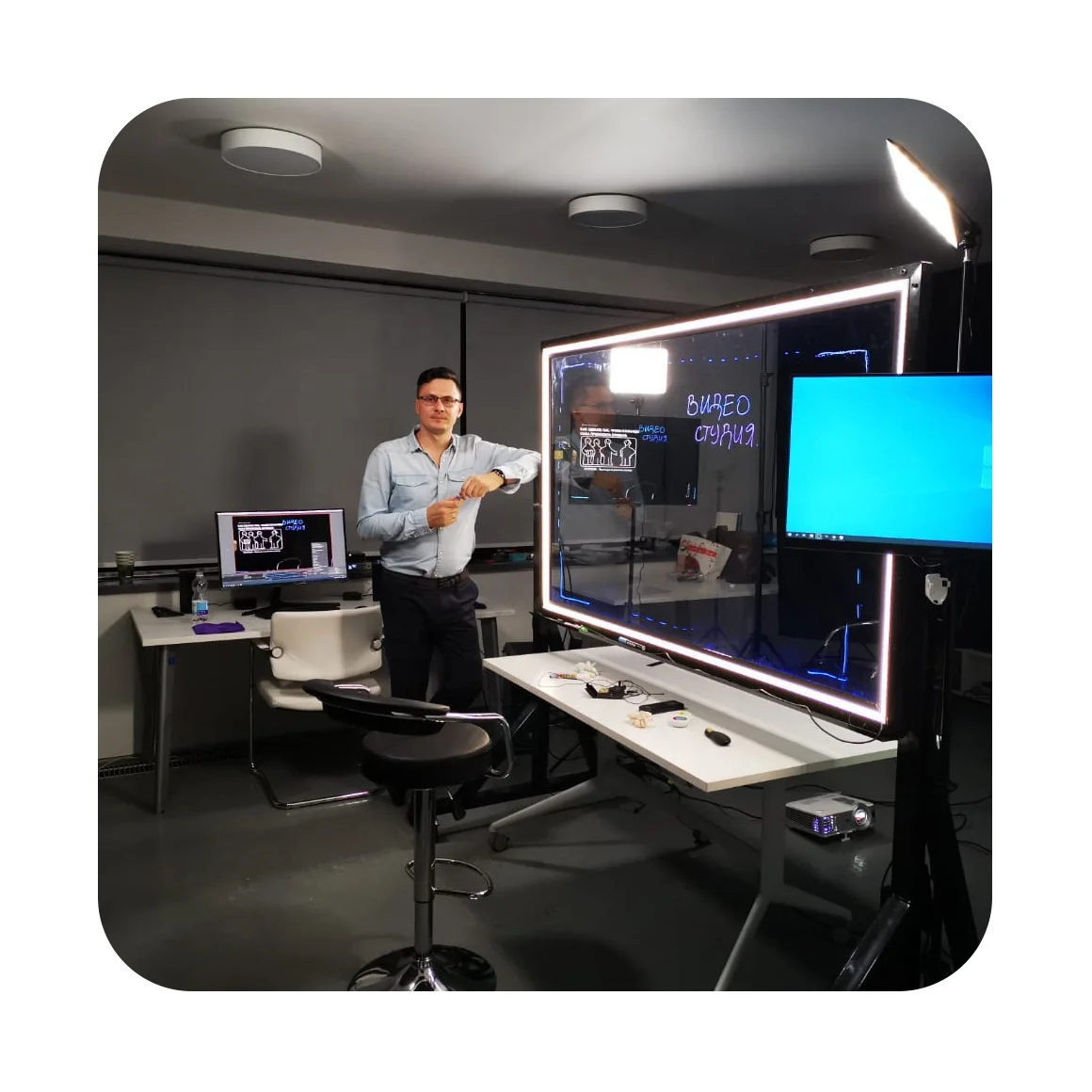 Complete Set of Video Studio Equipment, Professional Audio/Film/Lightning Devises, Full PRO Kit, Configuration with 4K Camera