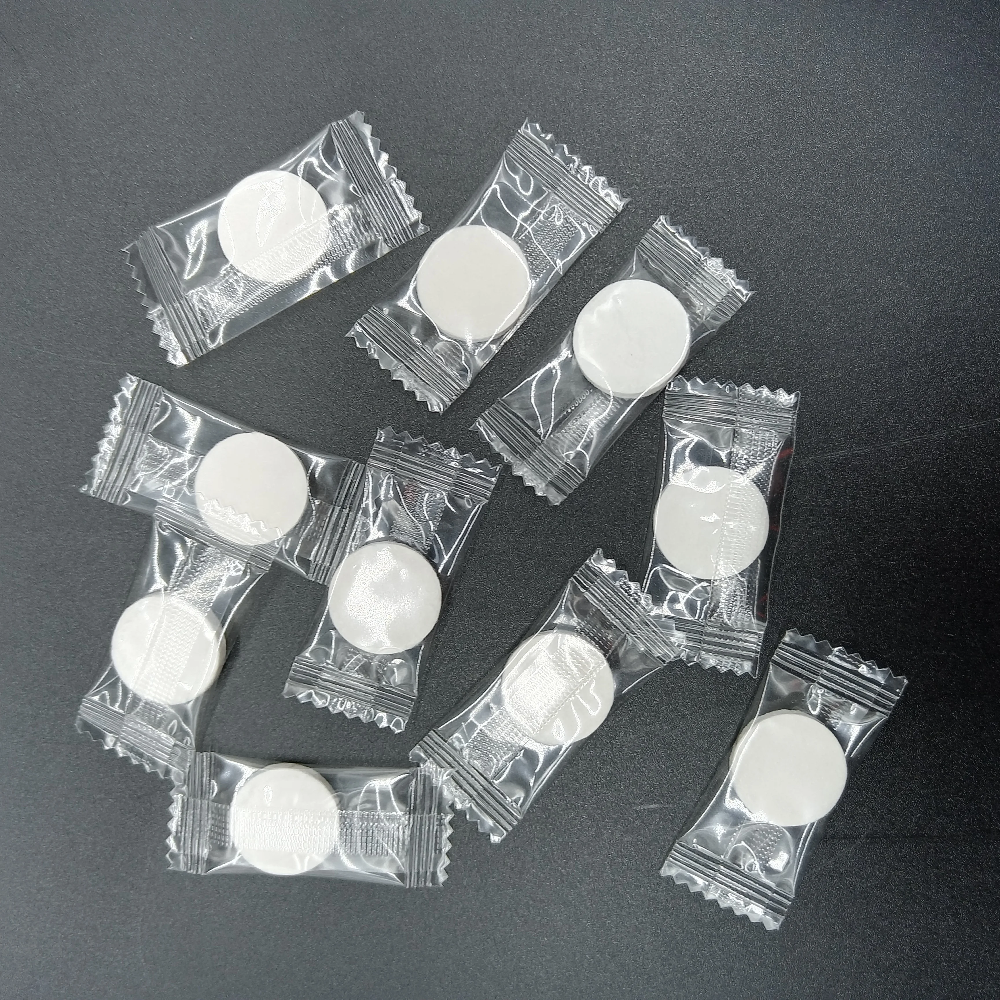 Compressed Facial Mask Cupro Spunlace Nonwoven Fabric Lyocell Dry Facial Mask Sheet Compressed Non woven Fabric Manufacturer