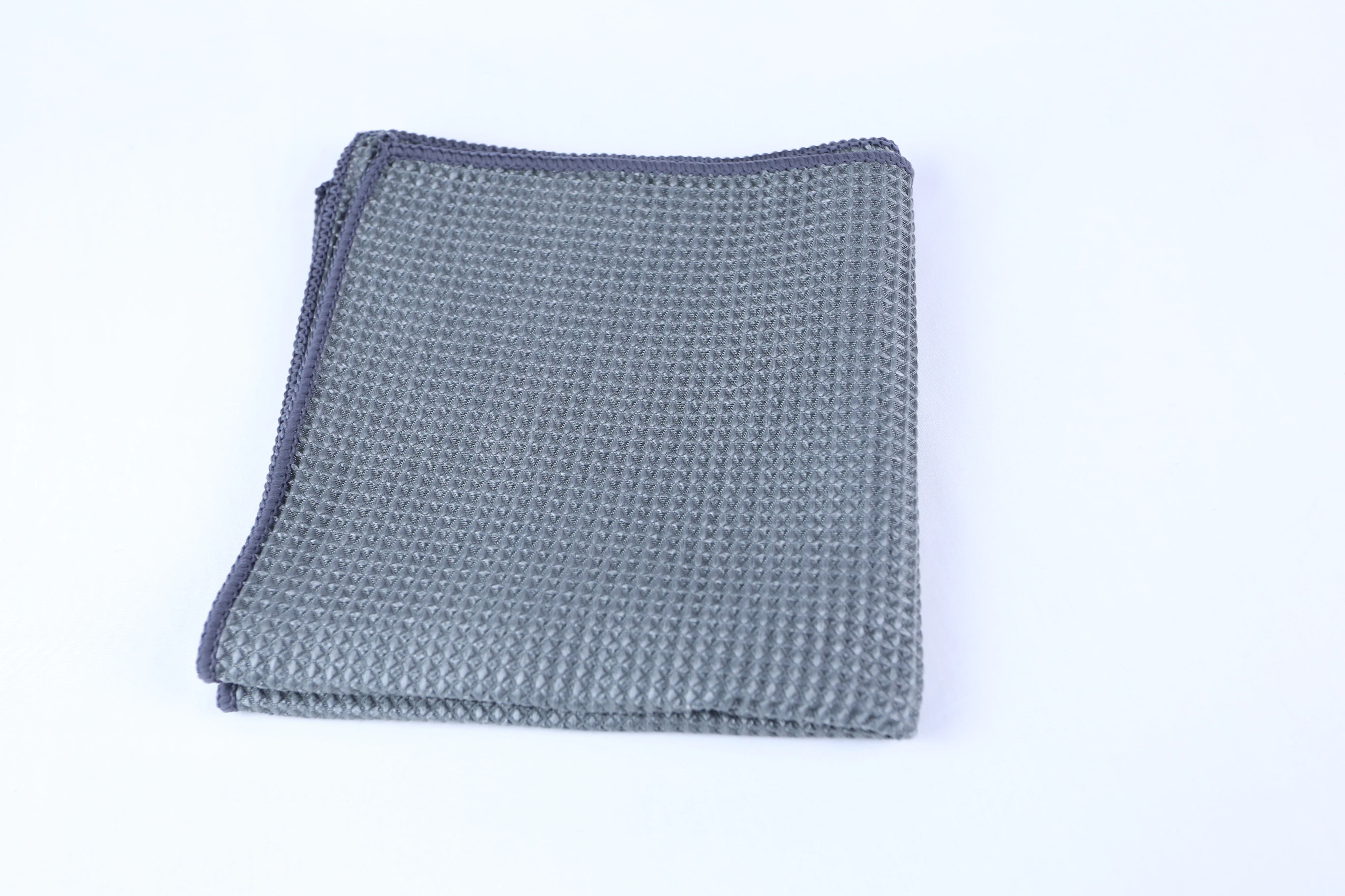 Dual-Side Fine Grade Car Washing Grey Small Towel With Waffle Weave Face Easy To Clean