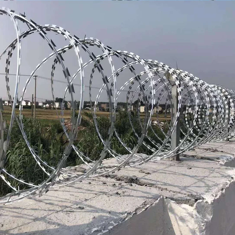 New high quality china manufacture fence galvanized/stainless steel razor blade concertina barbed tape wire price