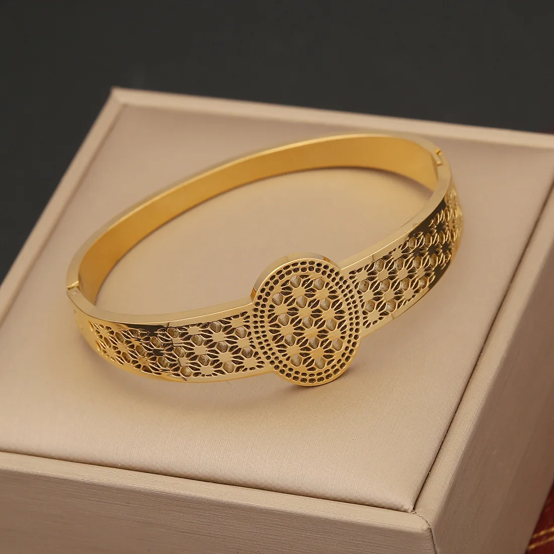 Wholesale Oil Dropping Stainless Steel 18k Gold Plated Blue Eyes Bracelet Daisy Butterfly Bracelet