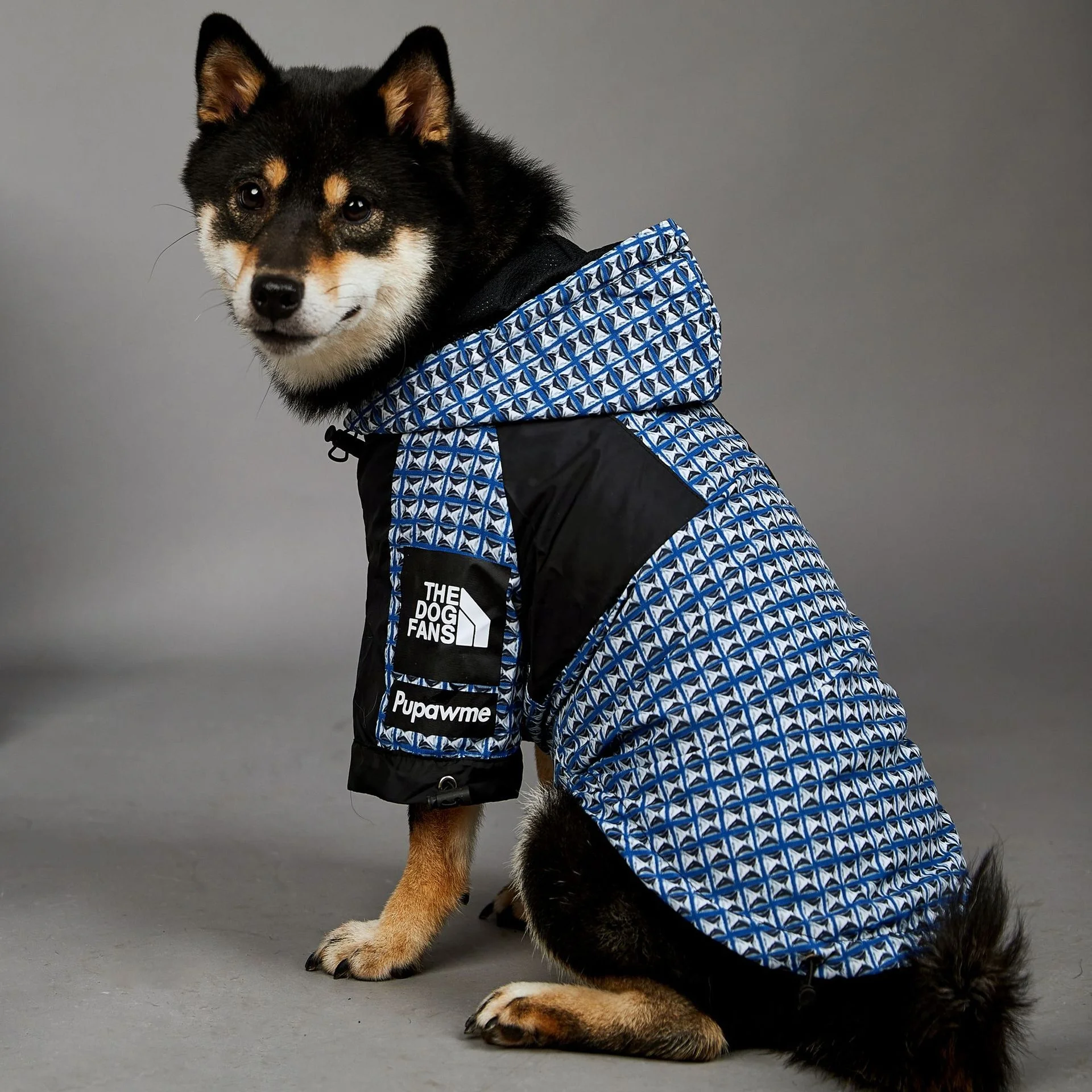 Rivet pattern tide brand windproof and rainproof stitching color new dog large dog raincoat dog pet jacket