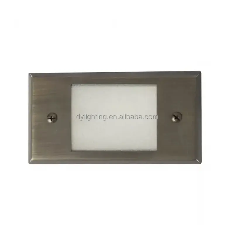 BRASS Wall Light.jpg