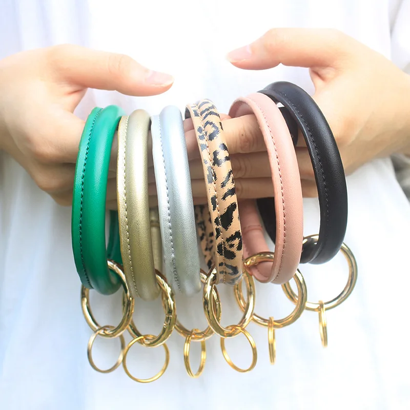 Hot Sale Monogrammed Large O Bangle Keyring Disc Pu Leather Bracelet Wristlet Keychain