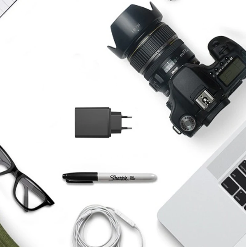 32W Fast Charger 20W PD Type C port 12W USB port  Mobile charger Wall adapter mutifunction Phone chargers