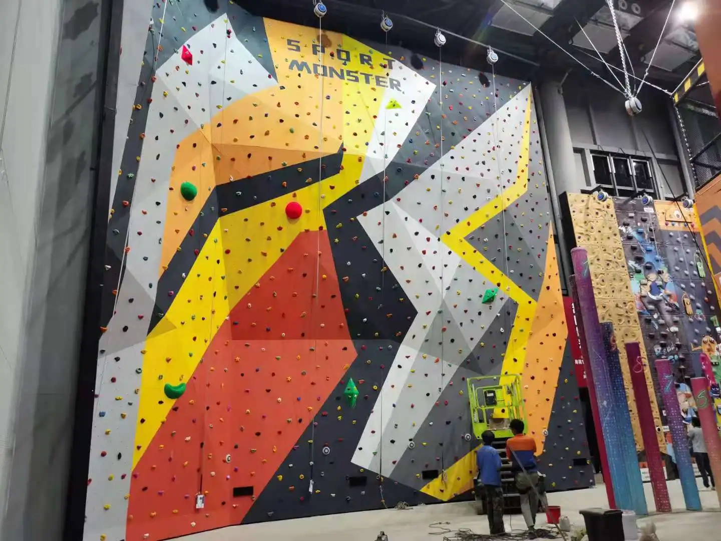 Colorful PVC Rock Climbing Wall Adventure Game Equipment for Kids for Indoor and Outdoor Trampoline Parks