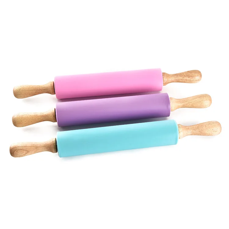Factory wholesale 42 cm silicone rolling pin with wooden handle kitchen wooden rolling pin baking tool