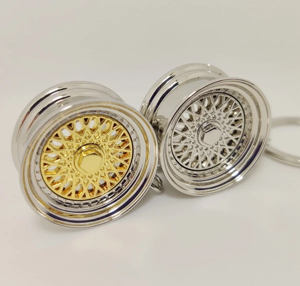 Novelty Wheel Rim Keychain  Creative Car Auto Metal Mini Parts Tyre Key Chain
