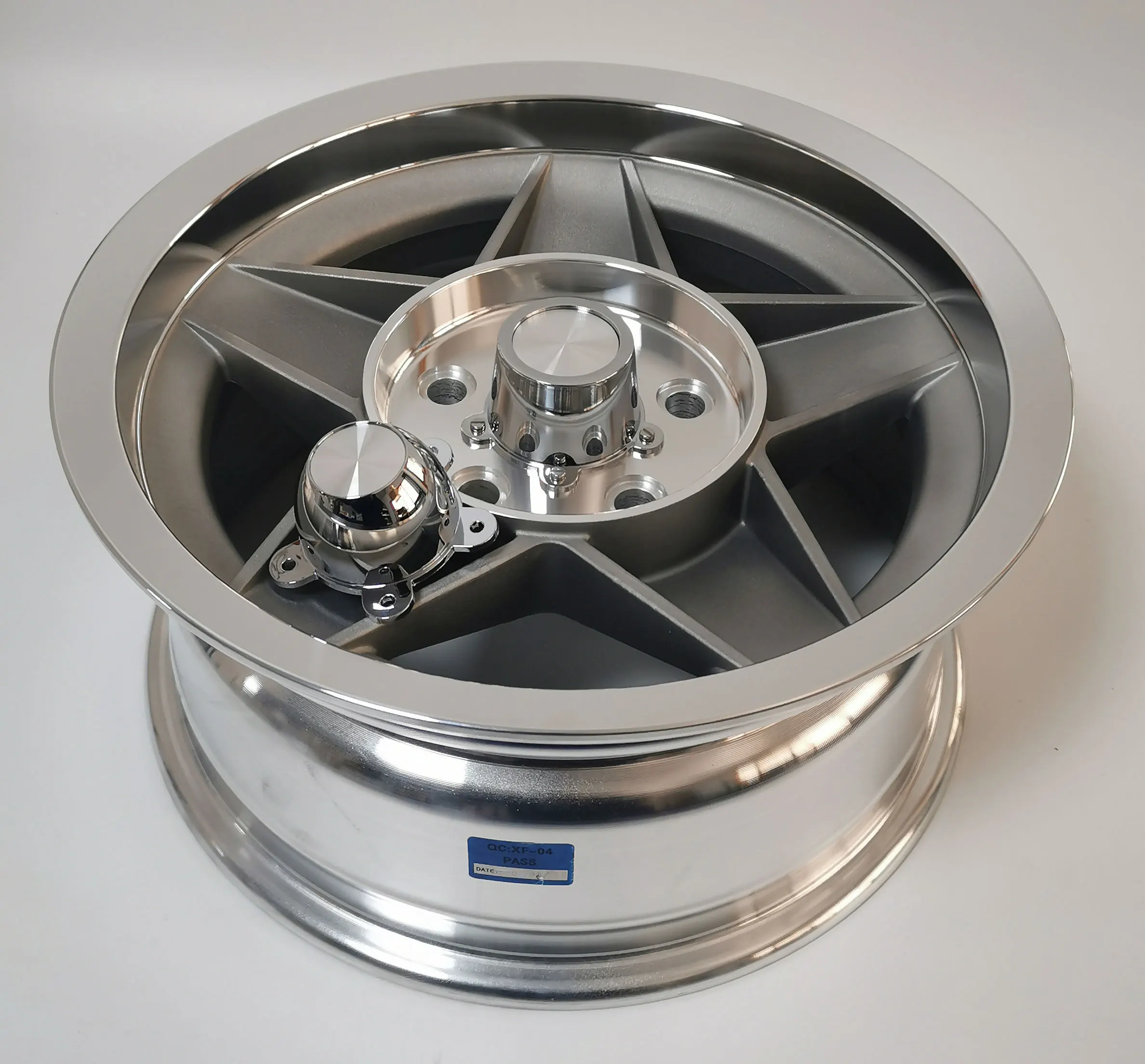 Круглые колеса 15X7.0 19X8.0 CB61.8 CB70.5 GT Bathurst XY Falcon HO XA XB XC XD ESP XE XF