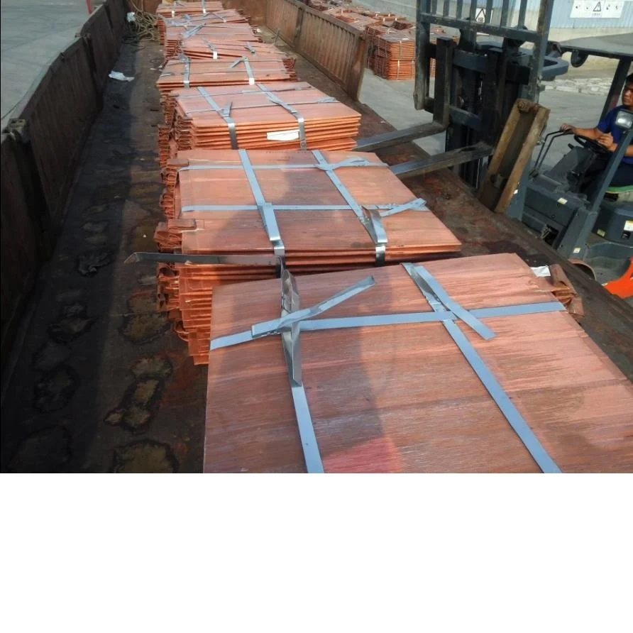 COPPER CATHODES 105 kg (+/- 1 % )