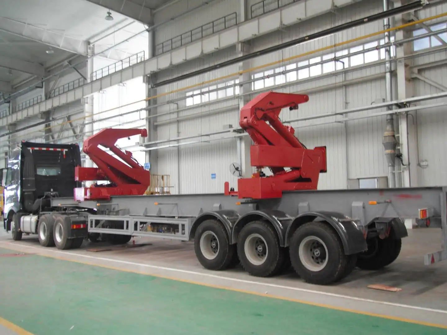 SELF  LOADING & UNLOADING  20ft/40ft container side loader trailer