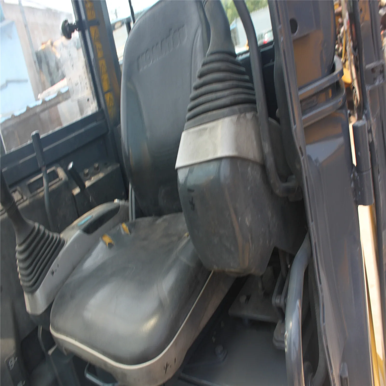 Komatsu used pc55 mini excavator , komatsu surplus Japan backhoe , komatsu pc35 pc40 pc55 pc60 digger for sale