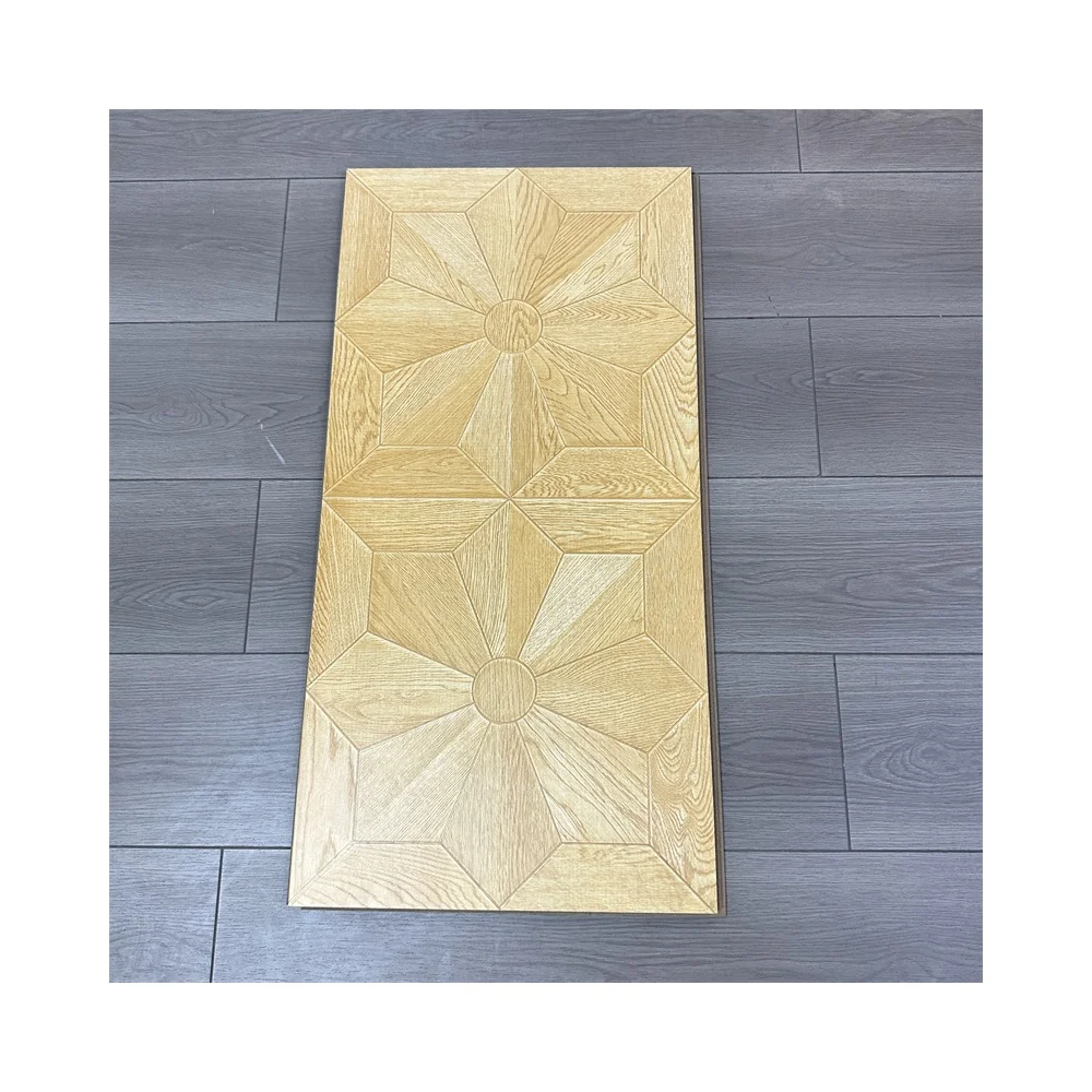 Factory Customized Pattern 10mm 12mm HDF Parquet Wooden Flooring Laminate Flooring