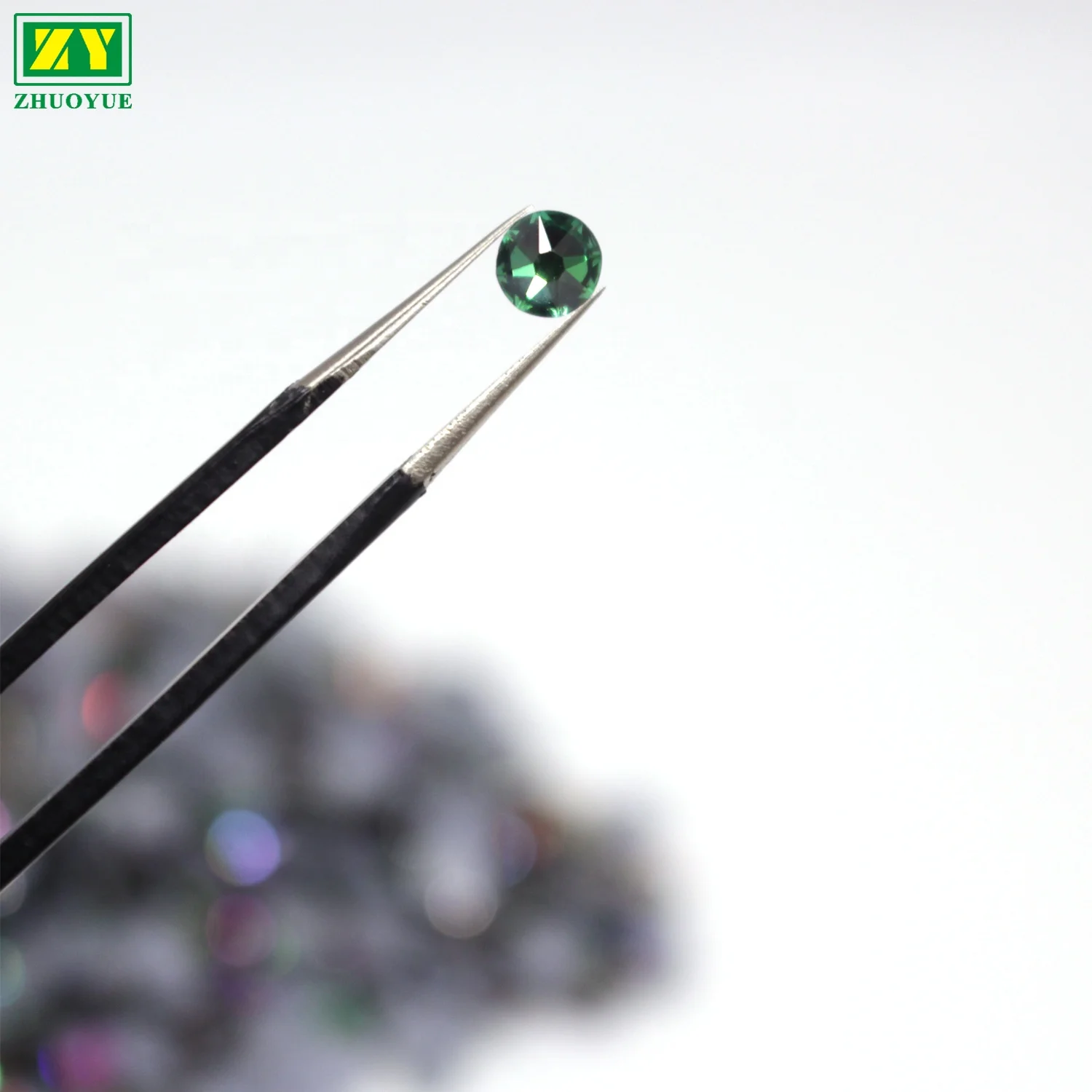 Wholesale high quality hot fix multiple colors and sizes 16 facets crystal rhinestones for nail art shoes garment bags accessory